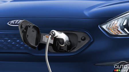 Kia Niro EV, charging