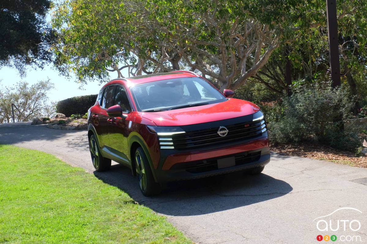 Nissan Kicks 2025, trois quarts avant