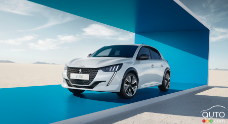 Peugeot e-208