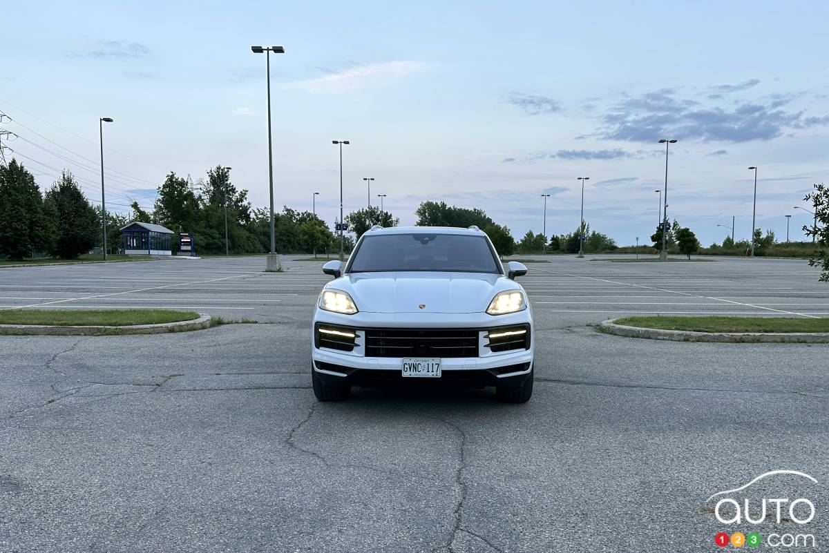 Porsche Cayenne S E-Hybrid 2024, phares