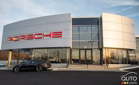 Un concessionnaire Porsche à Lehigh Valley, en Pennsylvanie