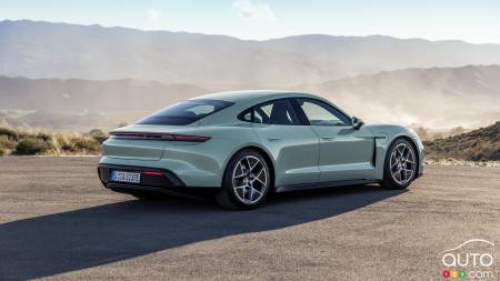 Unveiling of 2025 Porsche Taycan