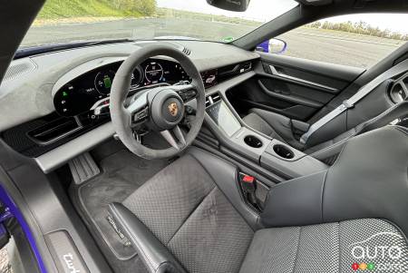 Porsche Taycan Turbo GT 2025, interior