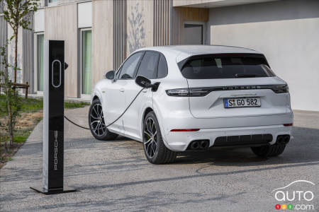 Porsche Cayenne Turbo S E-Hybrid, rear