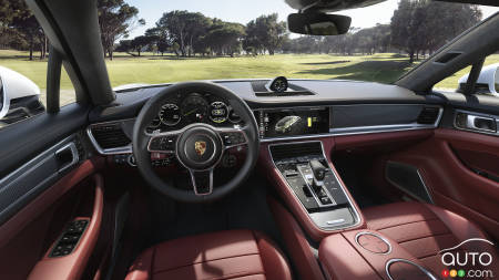 Porsche Panamera 4 e-hybrid Sport Turismo, interior