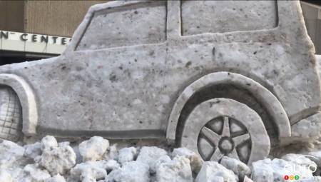 The Ford Bronco snow sculpture, profile