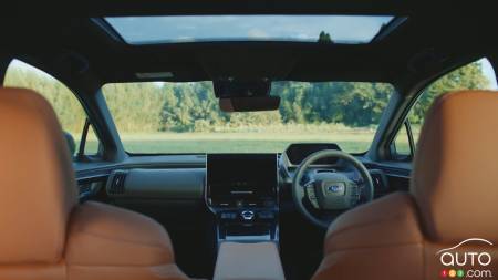 Subaru Solterra, interior