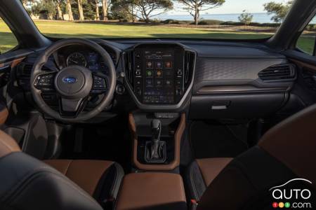 2025 Subaru Forester Touring, interior