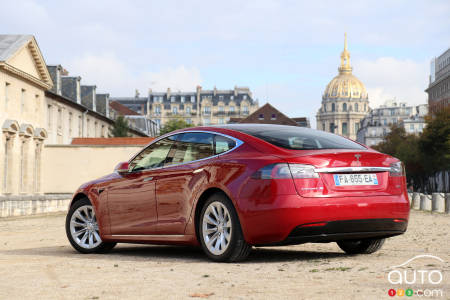 Tesla Model S 75D