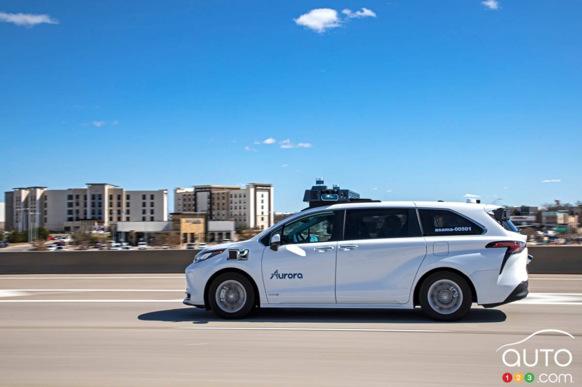 La Toyota Sienna à l'essai avec le système d'Aurora