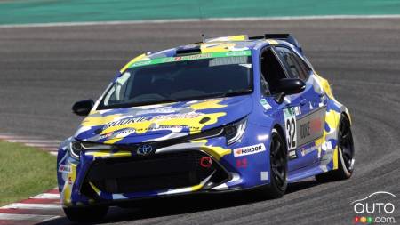 Toyota Corolla race car with hydrogen-powered engine