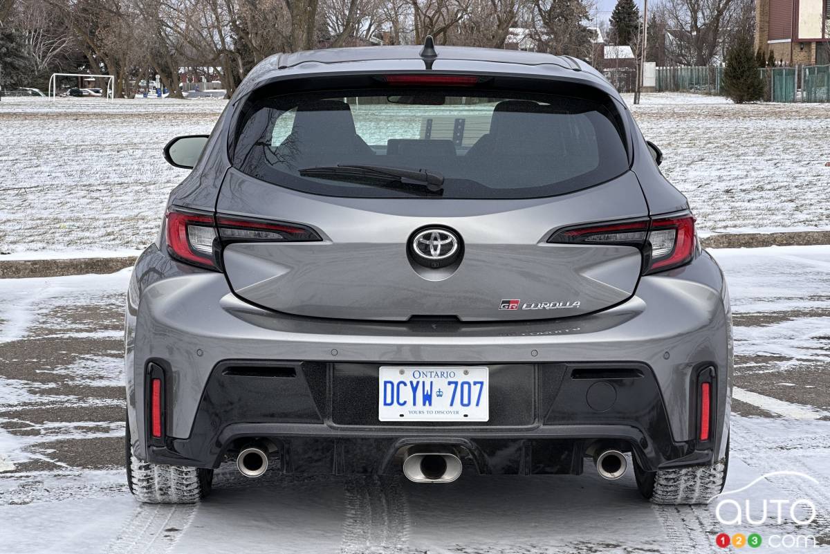 Toyota GR Corolla 2025, arrière