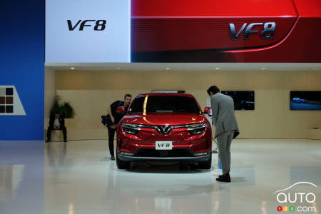 Le VinFast VF 8 au Salon de l'auto de Montréal en 2023