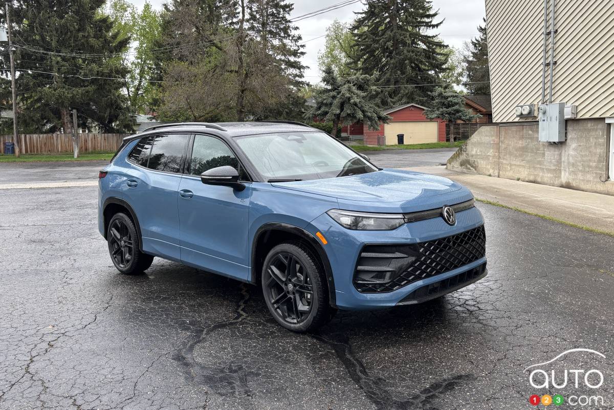 Volkswagen Tiguan 2025, trois quarts avant
