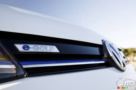 Volkswagen e-Golf 2020, logo