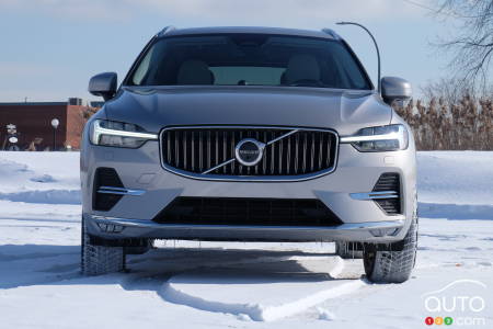 Volvo XC60 Recharge 2022/24, avant