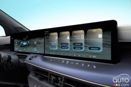 2026 Nissan LEAF, screens