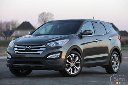 2013 Hyundai Santa Fe long term test video #1