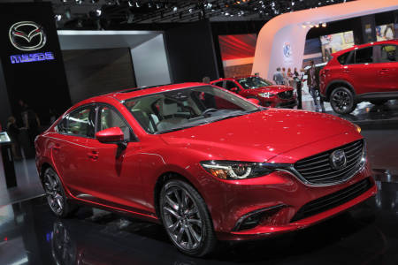 Vidéo du kiosque Mazda au Salon de l'auto de Los angeles 2014