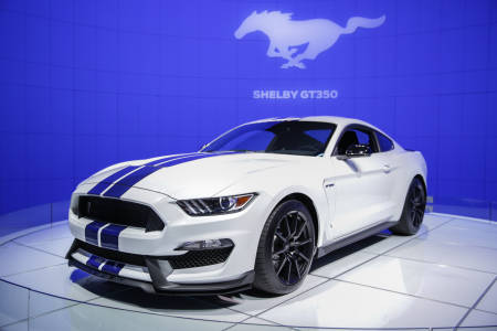 Ford Mustang GT350 2016 au salon de l'auto de Los Angeles 2014