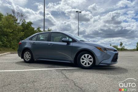 2021 Toyota Corolla L manual pictures
