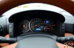 2017 Nissan GT-R gauge cluster