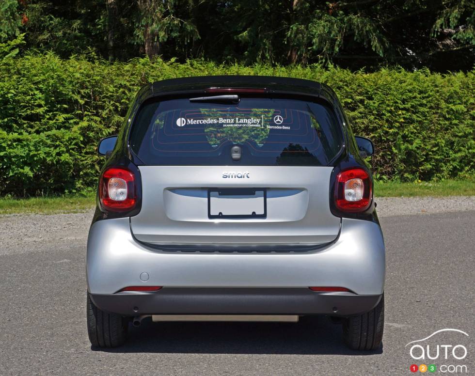 2016 Smart ForTwo Coupe Passion rear view