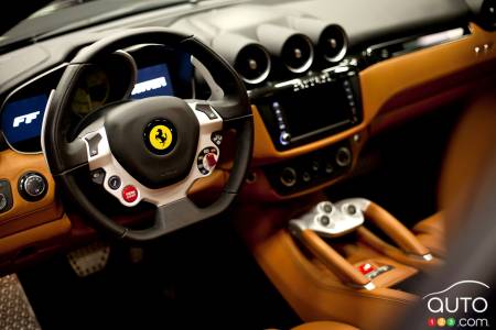 Photos de la Ferrari FF 2012