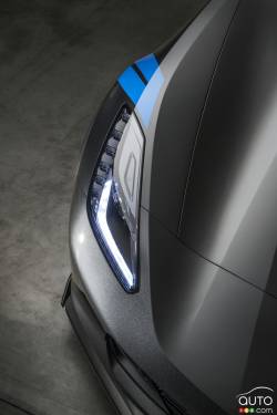 2017 Chevrolet Corvette Grand Sport headlight