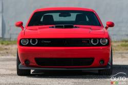 2015 Dodge Challenger RT Scat Pack front view