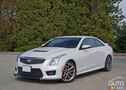 2016 Cadillac ATS V Coupe front 3/4 view