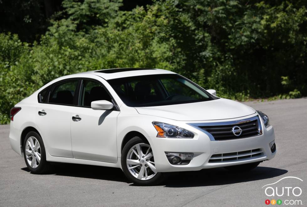 2014 Nissan Altima 2.5 SV pictures Auto123