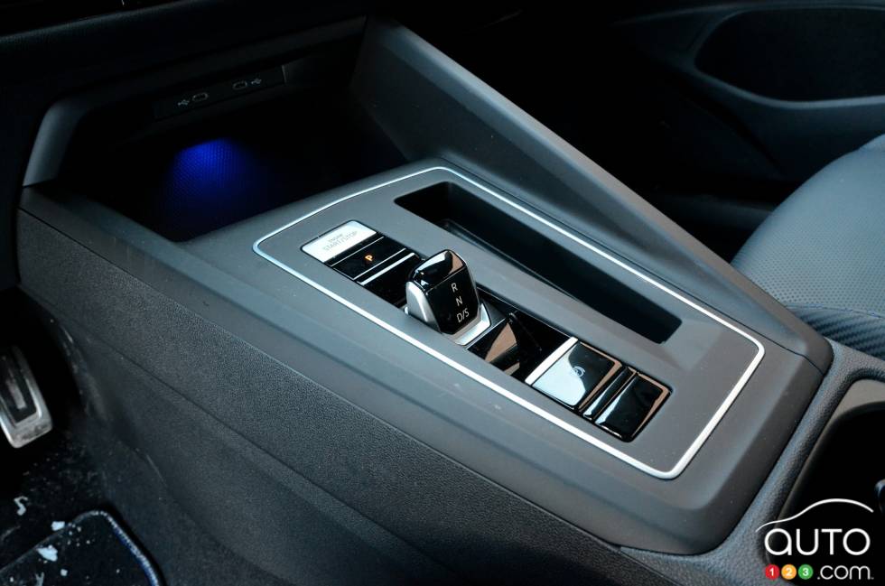 Nous conduisons la Volkswagen Golf R 2022, en hiver