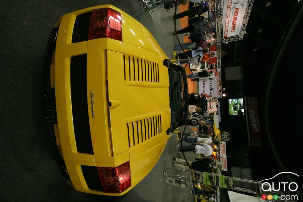 Montreal National Sport Compact 2006