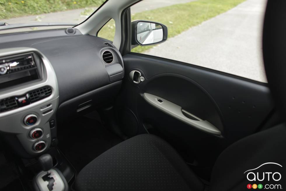 passanger interior door