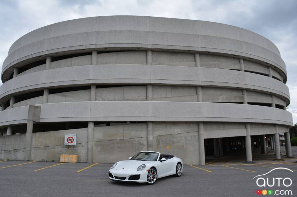 2017 Porsche 911 Carrera S cabriolet front 3/4 view