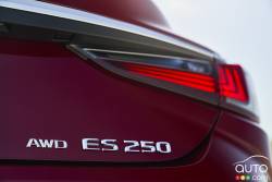 Introducing the 2021 Lexus ES
