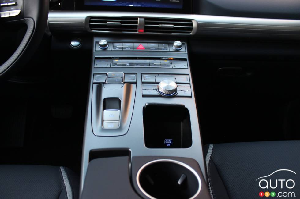 We drive the 2019 Hyundia Nexo