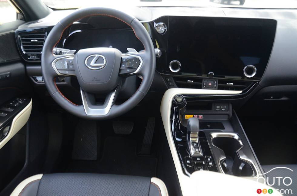 Nous conduisons le Lexus NX 2022