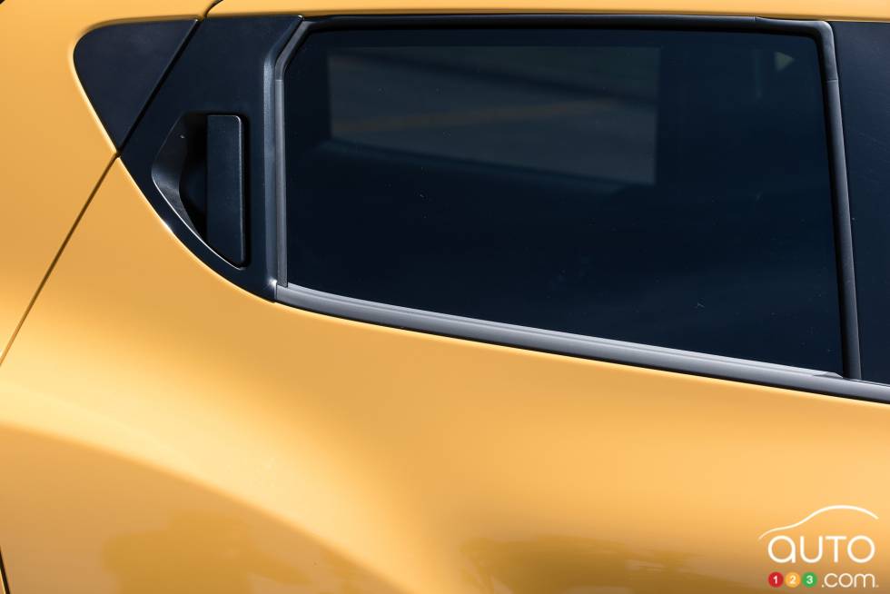 Poign√©e de porte arri√®re