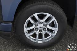 2019 Chevrolet Silverado RST wheel