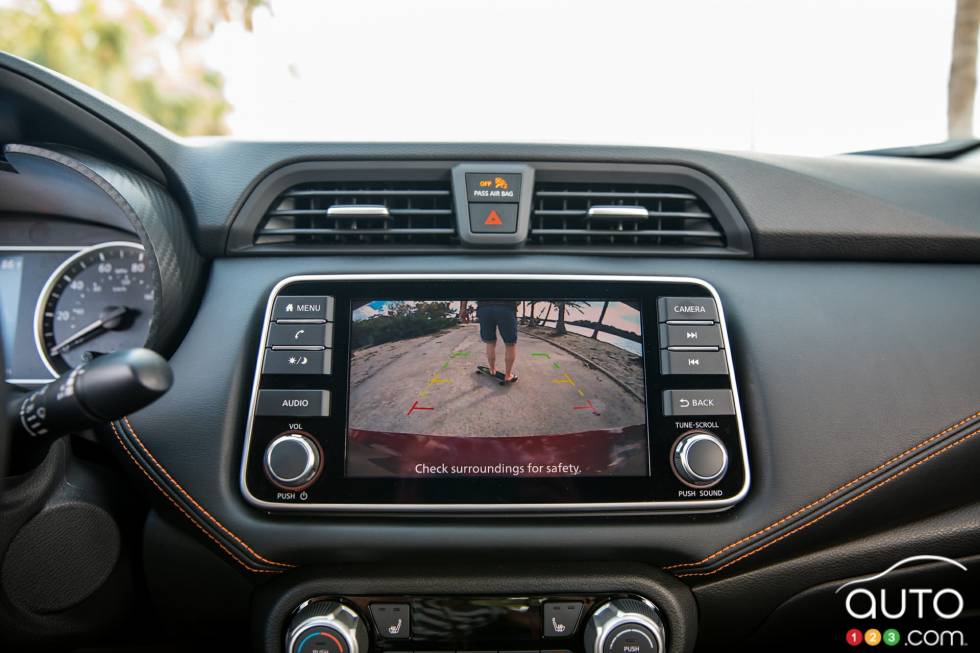 Nous conduisons la Nissan Versa 2021