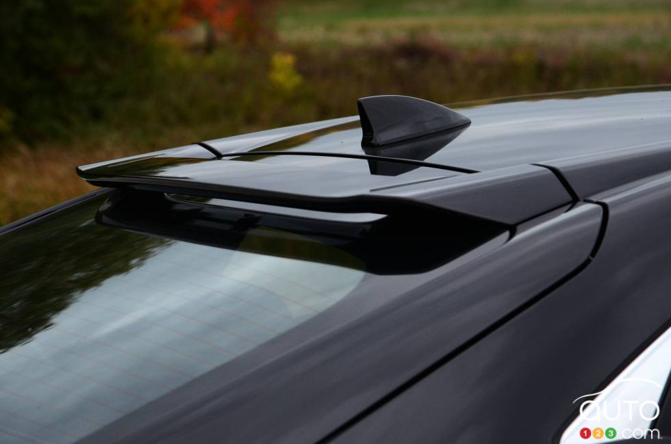 2017 Honda Civic Hatchback rear spoiler