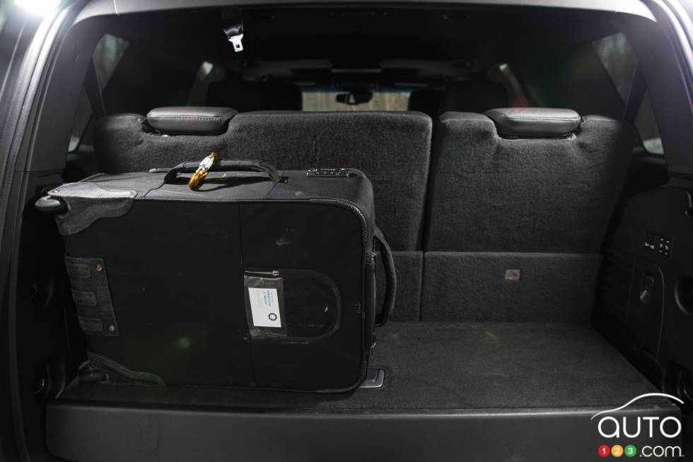 Coffre du Cadillac Escalade 2016