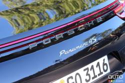 Écusson du modèle de la Porsche Panamera 4S 2017