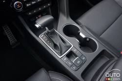 2017 Kia Sportage shift knob