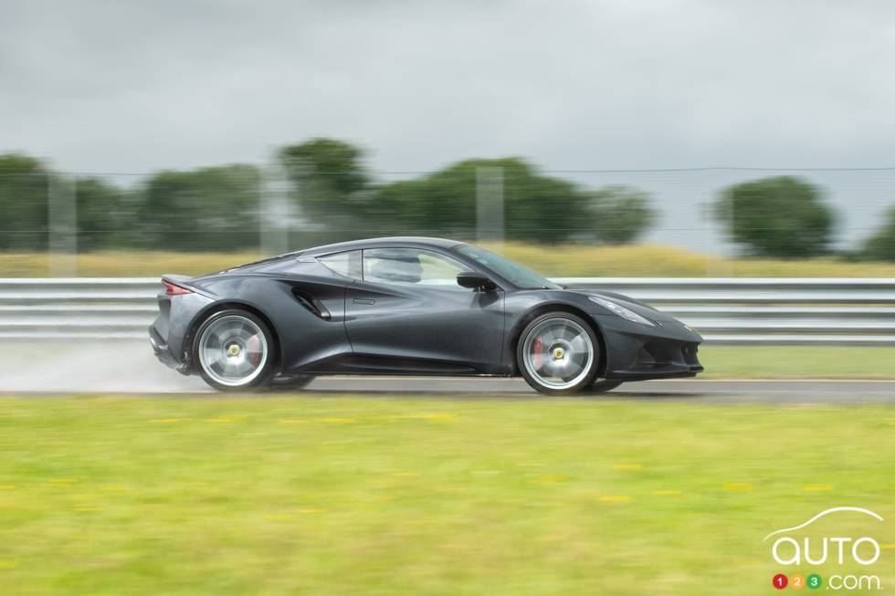 Introducing the 2022 Lotus Emira