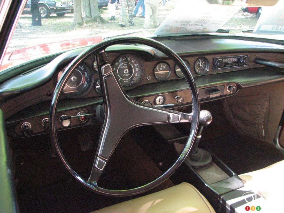 Les Belles Autos d'hier 2006