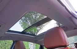 2016 Chevrolet Malibu Hybrid panoramic sunroof