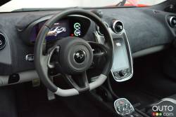 2016 McLaren 570s steering wheel